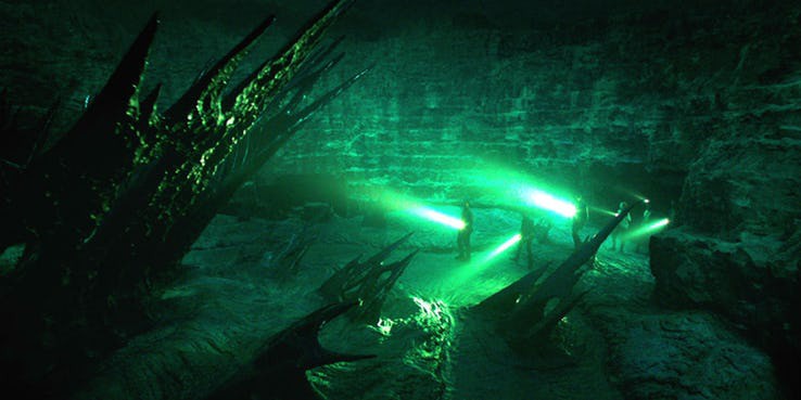 Soi nhanh 15 chi tiết đáng chú ý nhất trailer IT 2: Gã hề ma quái từng có con?