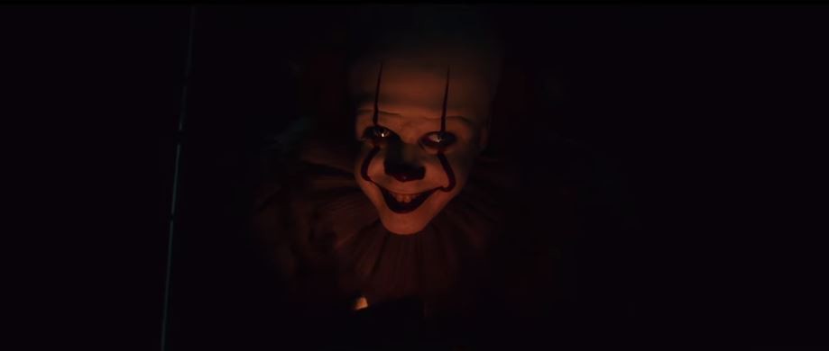 Soi nhanh 15 chi tiết đáng chú ý nhất trailer IT 2: Gã hề ma quái từng có con?