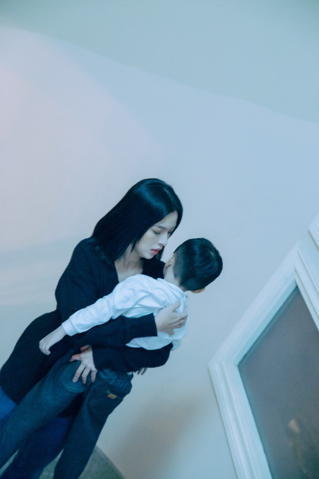 Đóng phim nhiều cảnh nóng, phá thai gây sốc, Quán quân The Face - Tú Hảo bỏ diễn vì quá sợ