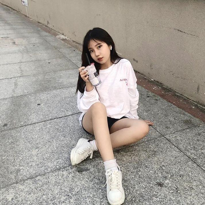 Dàn hot girl nấm lùn: Không gợi cảm quyến rũ cũng ngọt ngào đáng yêu