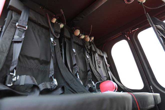 Cận cảnh bộ đôi trực thăng Bell 505 vừa khai trương dịch vụ bay ngắm vịnh Hạ Long