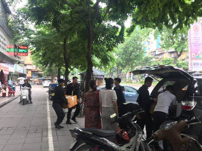 Vì sao hàng loạt cửa hàng Nhật Cường Mobile bị khám xét?