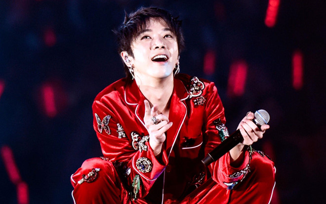 Những cậu ấm cô chiêu 9X, 10X giàu sụ trong làng giải trí Hoa ngữ