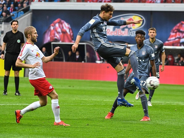 Bị cầm chân trên sân khách, Bayern Munich lỡ cơ hội đăng quang Bundesliga sớm 1 vòng đấu