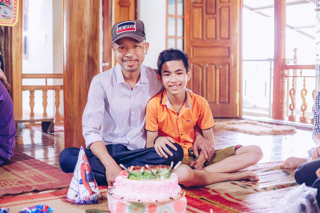 Nghẹn ngào câu chuyện cô gái cưới gấp để hoàn thành tâm nguyện của người bố ung thư: Đám cưới mà không có bố thì không còn ý nghĩa