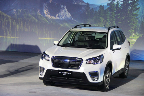 Hàng loạt mẫu xe hot chuyển từ lắp ráp sang nhập khẩu