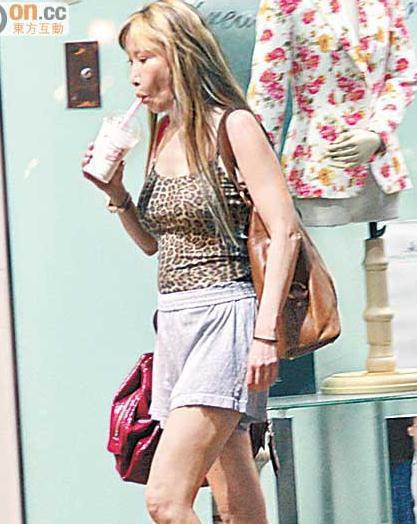 Nữ hoàng phim 18+ gây chấn động châu Á vì đóng thật cảnh nóng giờ ra sao?