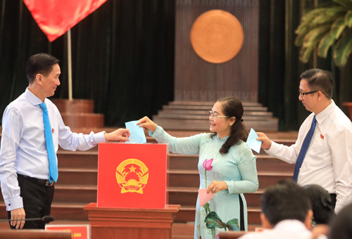 Ông Ngô Minh Châu và Võ Văn Hoan làm Phó chủ tịch TP HCM