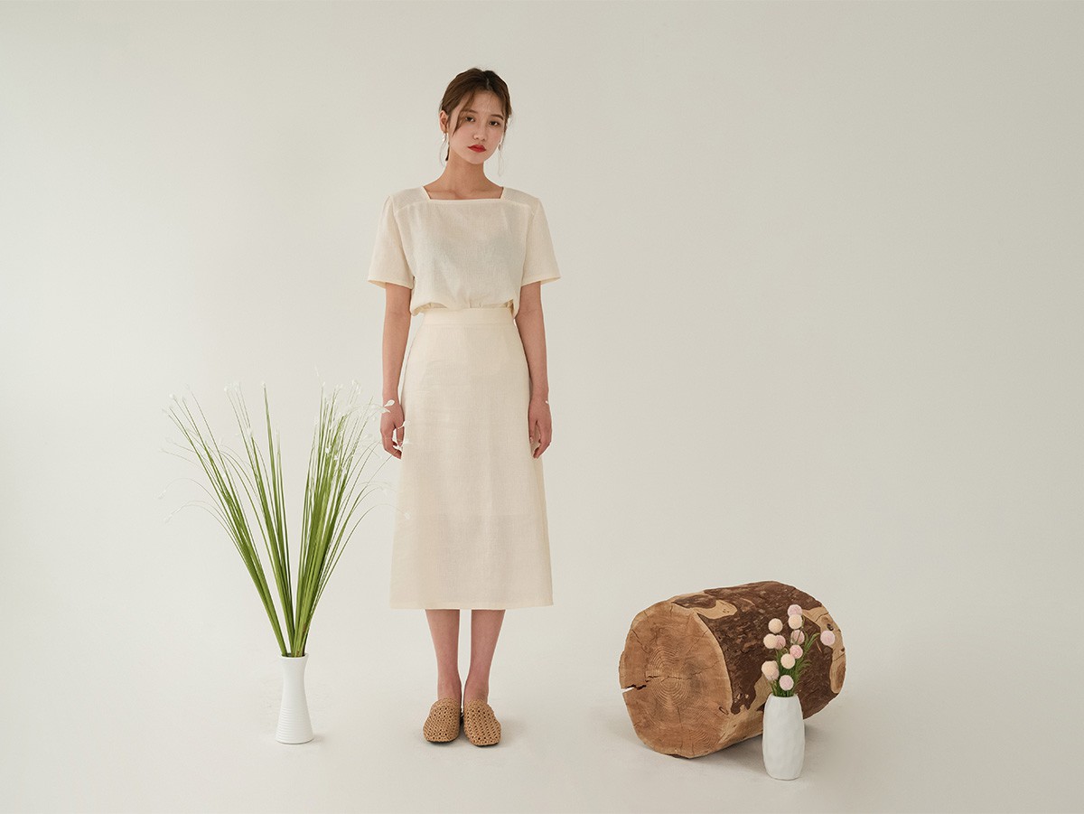 Với set đồ đồng bộ, bạn lười biếng hay kém khoản mix&match; đến mấy cũng có thể mặc đẹp Với set đồ đồng bộ, bạn lười biếng hay kém khoản mix&match; đến mấy cũng có thể mặc đẹp