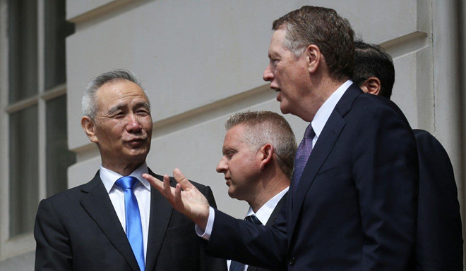 TT Trump ra lệnh áp thuế trừng phạt tất cả hàng hóa từ Trung Quốc