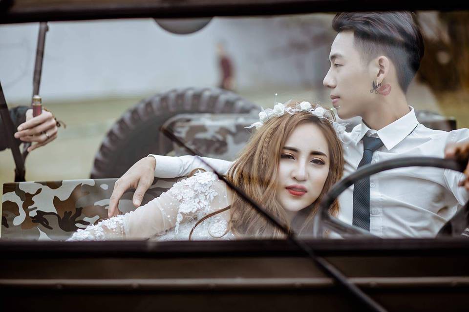 Thâm cung bí sử đáng hờn của gia đình anh chồng khủng bố vợ bằng cách tặng hết ô tô tiền tỷ lại đến lợn đất 400 triệu