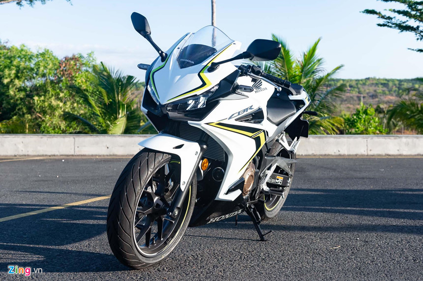 Cận cảnh Honda CBR500R 2019 vừa về đại lý, giá 187 triệu đồng
