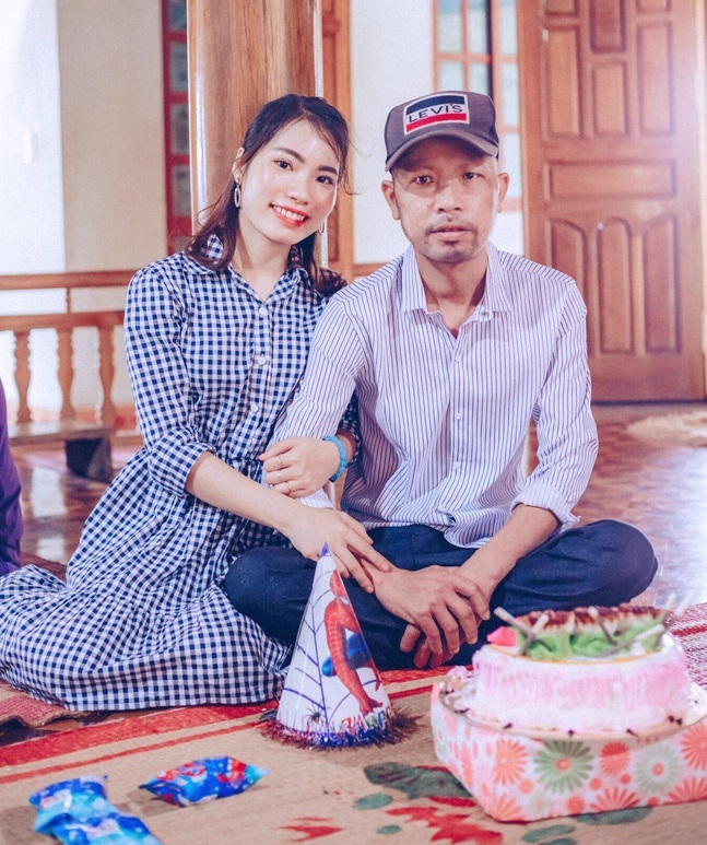 Nghẹn lòng tờ giấy ghi công việc chuẩn bị lễ cưới cho con gái của người cha ung thư