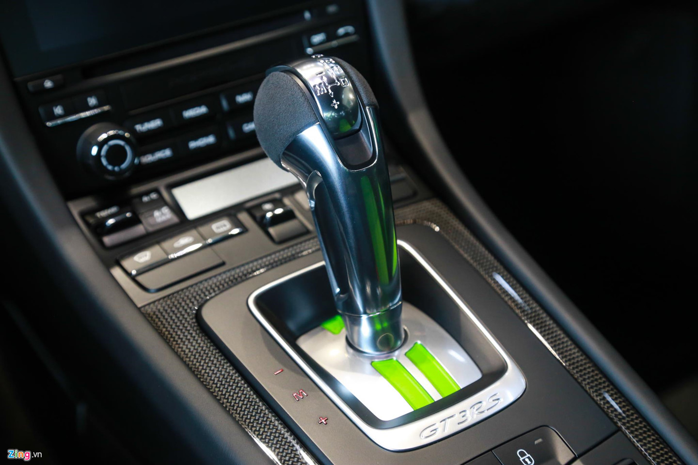 Chi tiết Porsche 911 GT3 RS giá gần 14 tỷ đồng tại VN