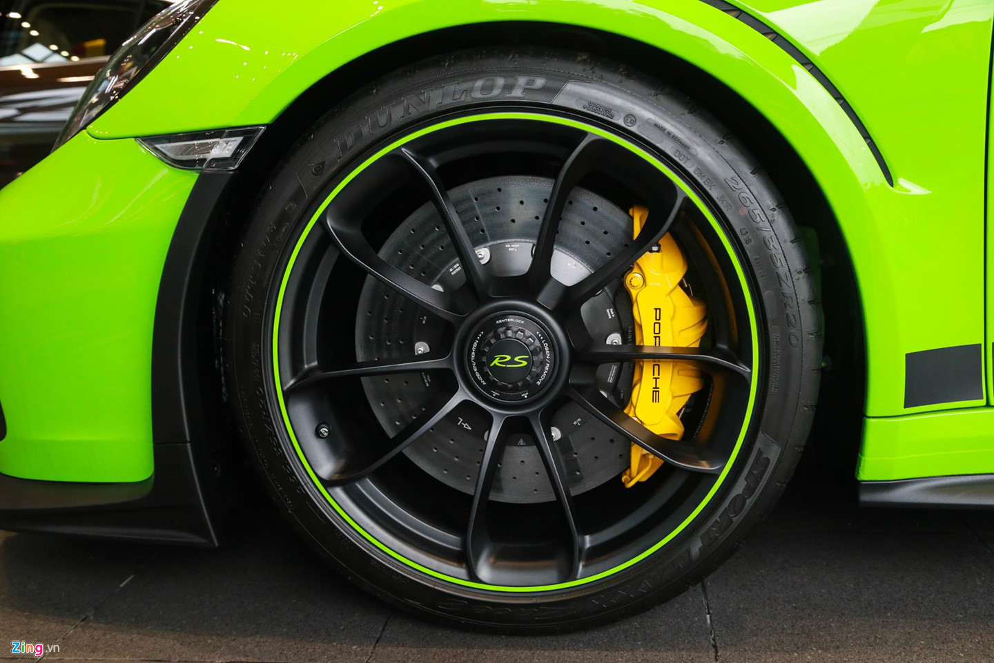 Chi tiết Porsche 911 GT3 RS giá gần 14 tỷ đồng tại VN