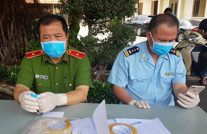 Tướng Các nhịn đói, ăn chuối cầm hơi bắt nhóm buôn 500 kg ketamine