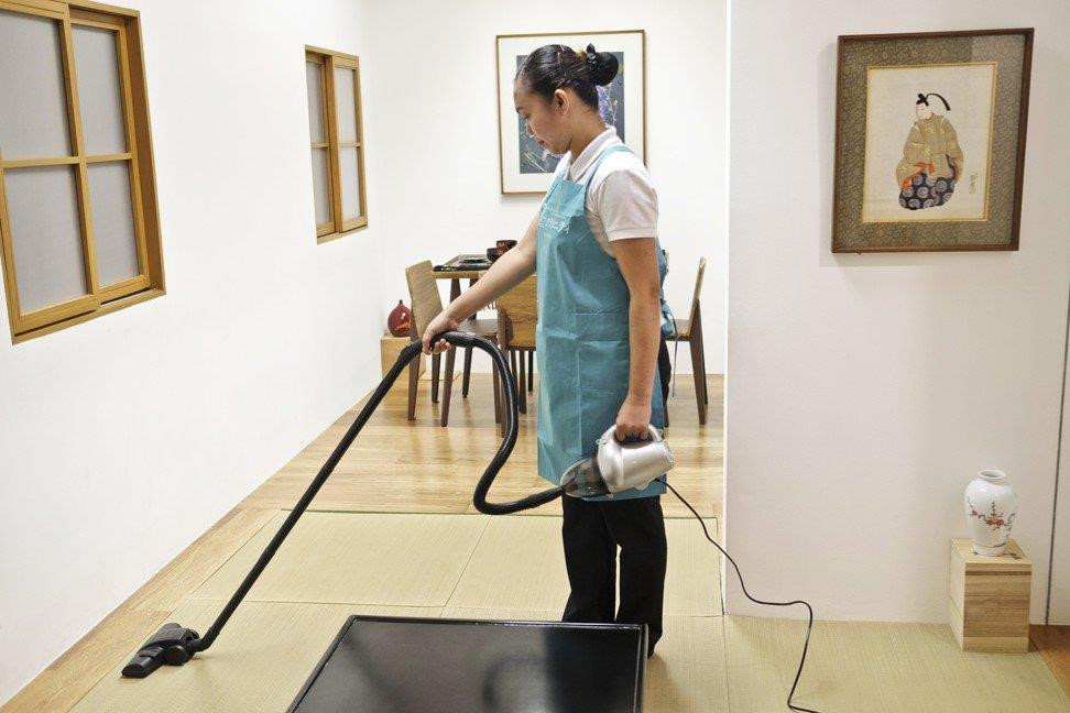 Y tá Philippines kể về 5 năm chịu cảnh bị đá, bị đánh ở Nhật