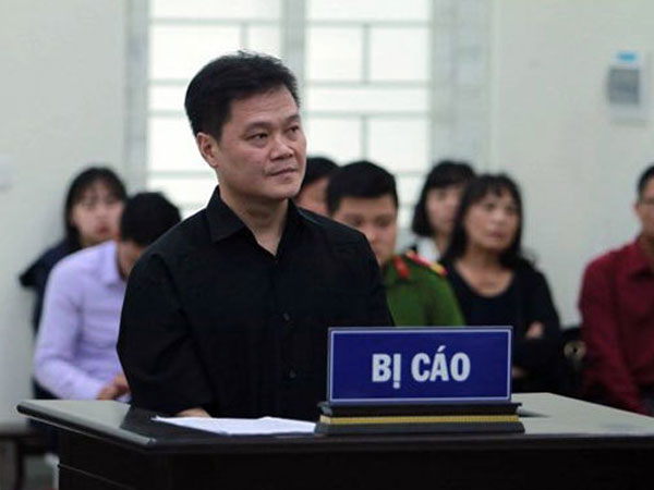 Cựu cán bộ công an lừa đảo tiền tỷ và điều còn bỏ ngỏ