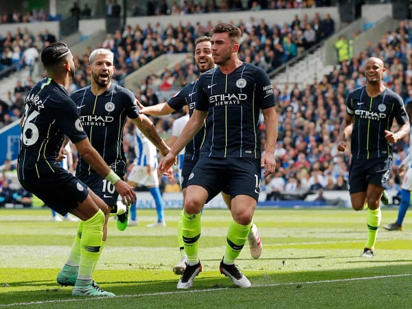 Brighton 1-4 Man City: Aguero lại sắm vai người hùng, Man City đăng quang Ngoại hạng Anh một cách nghẹt thở