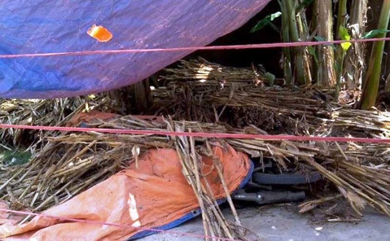 Đang lấy lời khai nghi phạm thì nhận tiếp tin án mạng gần đó