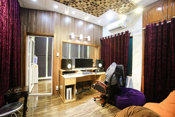 Đòi tặng đồng hồ 7 tỷ cho Thái Châu, đại gia Ngọc Sơn giàu cỡ nào?