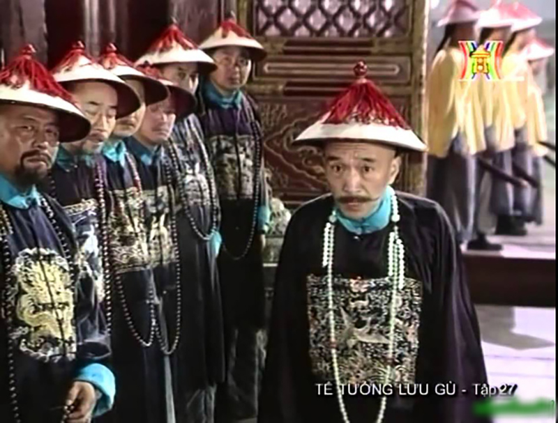 Không thể nhận ra Tể Tướng Lưu Gù một thời giờ nhìn phong độ chất chơi thế này!