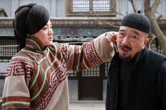 Không thể nhận ra Tể Tướng Lưu Gù một thời giờ nhìn phong độ chất chơi thế này!