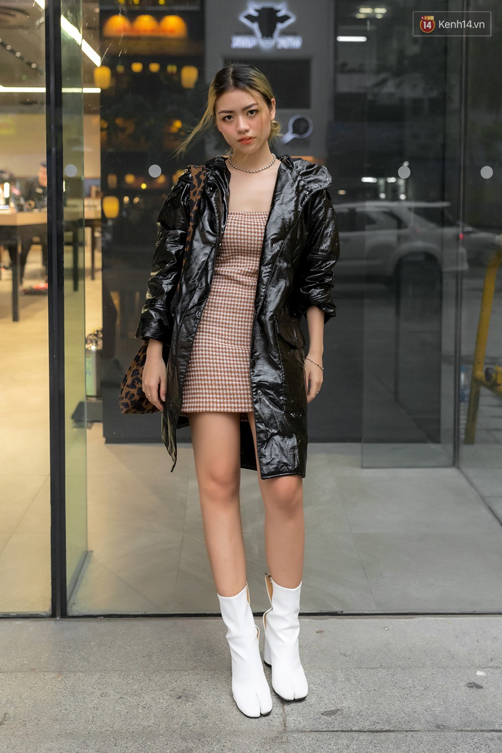 Street style 2 miền: miền Nam lên đồ dạo phố như đi quẩy, miền Bắc diện toàn crop top trẻ trung