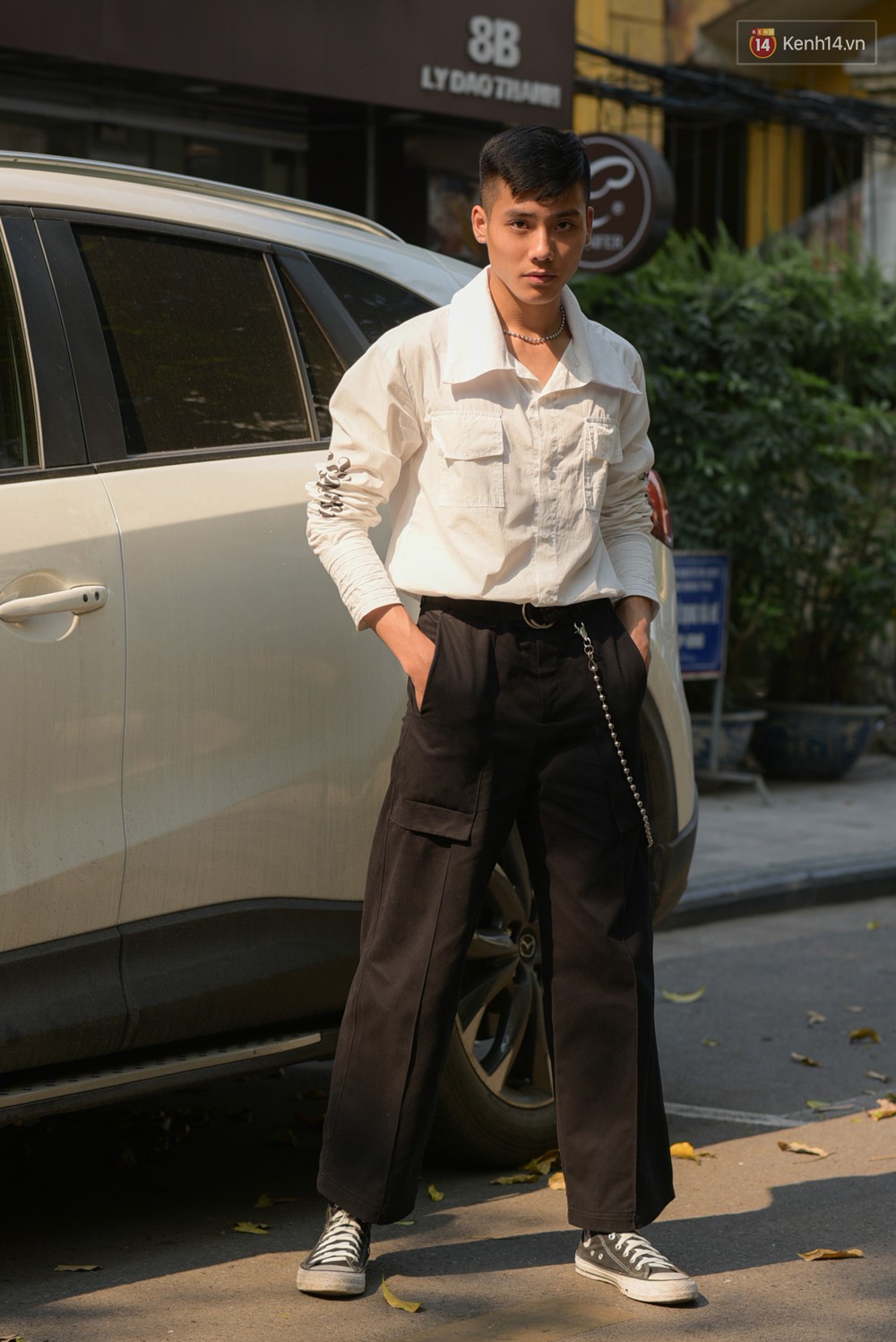 Street style 2 miền: miền Nam lên đồ dạo phố như đi quẩy, miền Bắc diện toàn crop top trẻ trung