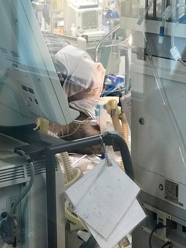 Bị nhiễm trùng máu và suy thận nặng, cô gái 26 tuổi rơi vào tình trạng nguy kịch, cộng đồng kêu gọi giúp đỡ