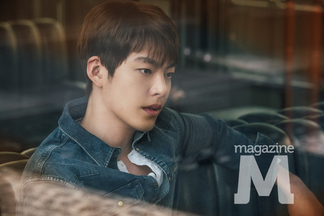 4 tháng mất hút hậu xạ trị ung thư, Kim Woo Bin trở lại với diện mạo hoàn toàn mới bên tài tử Jo In Sung
