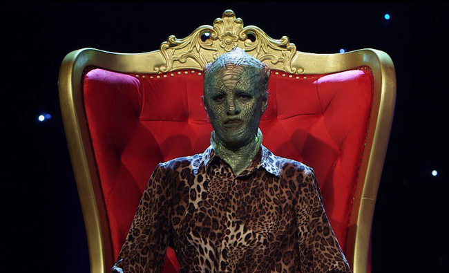 Lựa chọn trái tim: Cô gái gây choáng khi tự chấm mình 1.000 điểm nhan sắc, tuyển mẫu người yêu... chỉ có trong tiểu thuyết