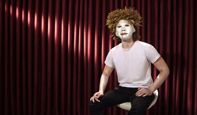 Lựa chọn trái tim: Cô gái gây choáng khi tự chấm mình 1.000 điểm nhan sắc, tuyển mẫu người yêu... chỉ có trong tiểu thuyết