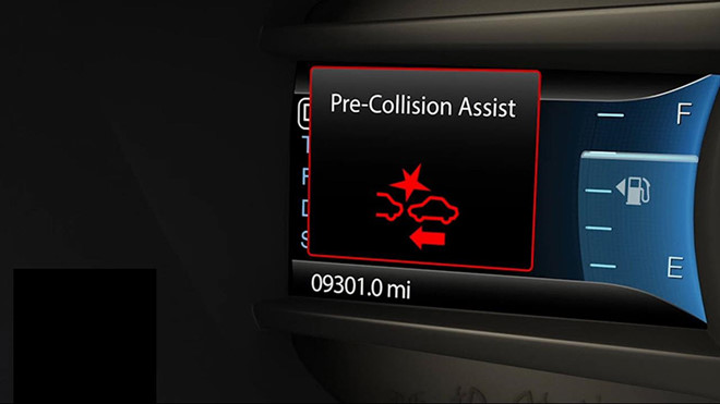 Hệ thống cảnh báo va chạm trên ôtô hoạt động như thế nào?