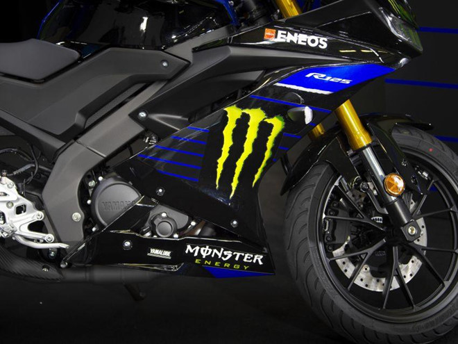 Yamaha YZF-R15 có thêm phiên bản Monster Energy MotoGP 2019