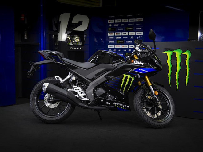 Yamaha YZF-R15 có thêm phiên bản Monster Energy MotoGP 2019