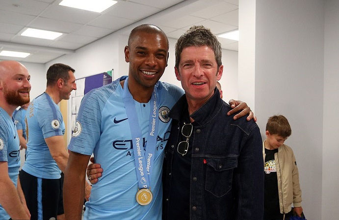 Bảo vệ thành công chức vô địch, Man City đã thay đổi Ngoại hạng Anh khủng khiếp như thế nào?