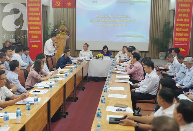 Đã có 3 người tử vong vì sốt xuất huyết ở TP.HCM: Thói quen này có thể giết chết bạn khi mùa mưa đến