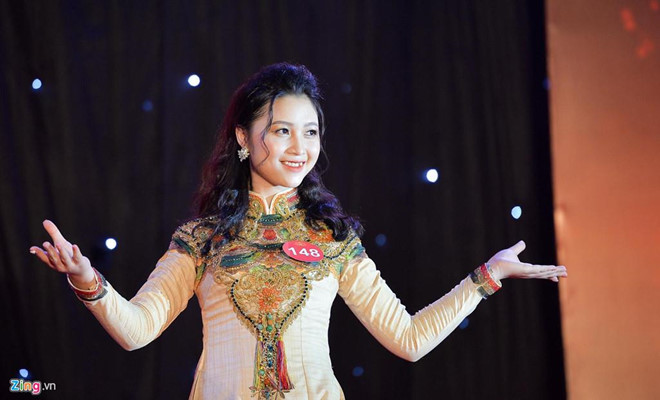 Nhan sắc tân hoa khôi thế hệ 10X của ĐH Quốc gia Hà Nội