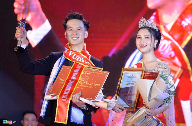 Nhan sắc tân hoa khôi thế hệ 10X của ĐH Quốc gia Hà Nội