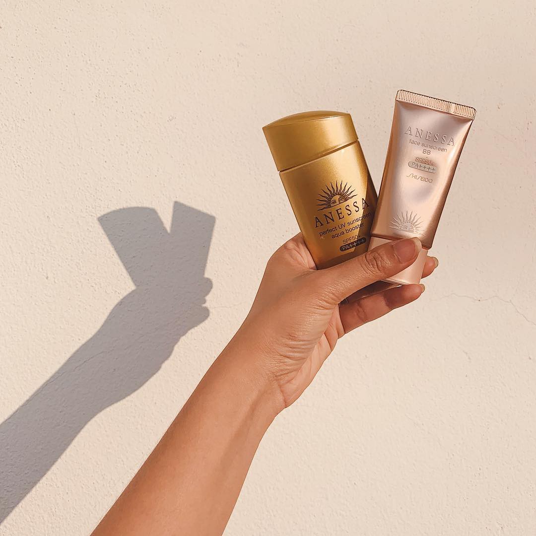 Như nhiều tín đồ làm đẹp, Quỳnh Anh Shyn cũng đang dùng loại kem chống nắng và kem dưỡng siêu quen thuộc