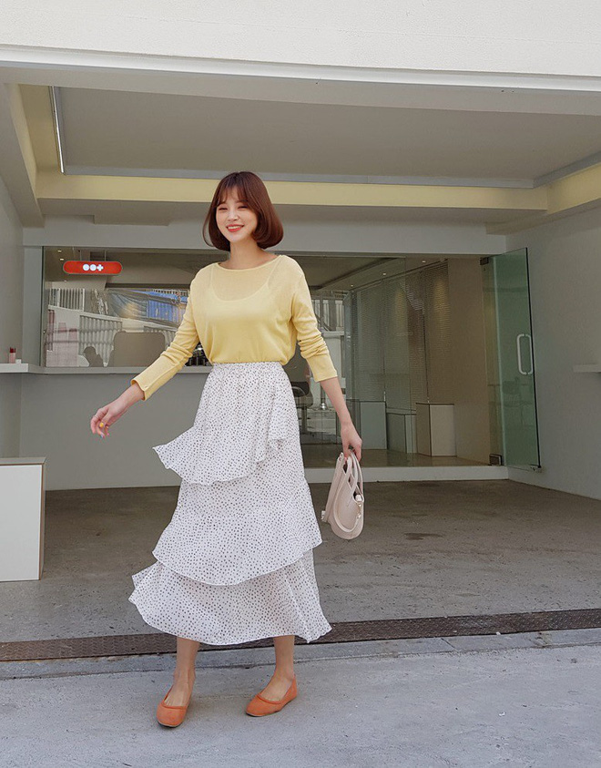 Khi bạn muốn trông thật nữ tính và mọi khuyết điểm vóc dáng được giấu triệt để, hãy diện váy xếp tầng Khi bạn muốn trông thật nữ tính và mọi khuyết điểm vóc dáng được giấu triệt để, hãy diện váy xếp tầng