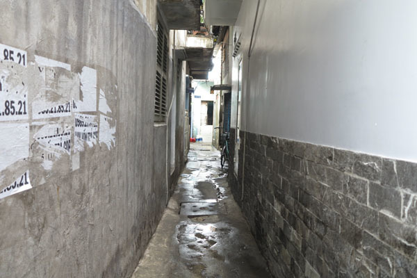 Xóm giang hồ Sài Gòn: Bước vào ngõ, người phê thuốc nằm vật giữa đường