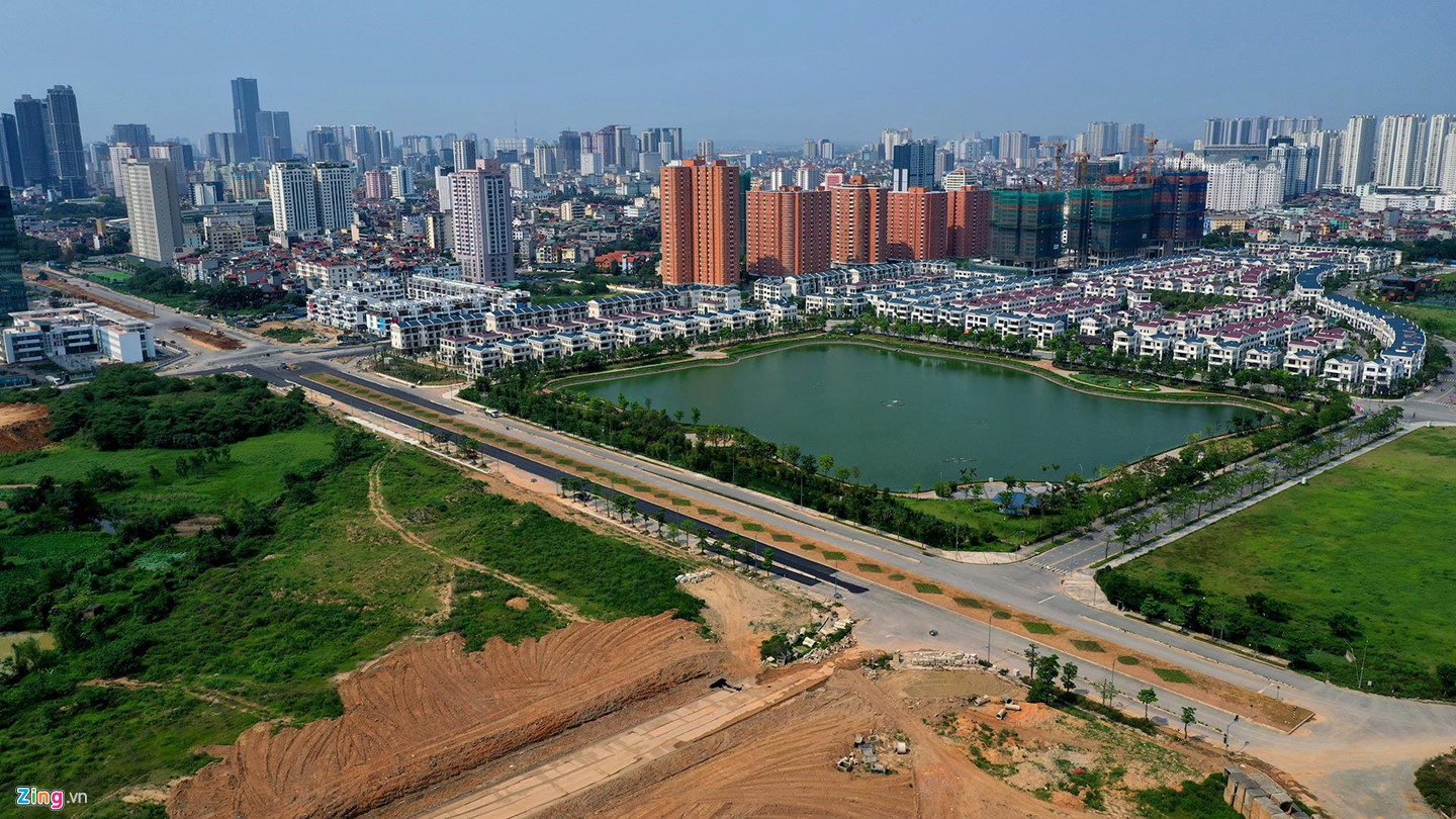 Tuyến đường thi công chậm hơn rùa bò qua khu đô thị Tây Hồ Tây