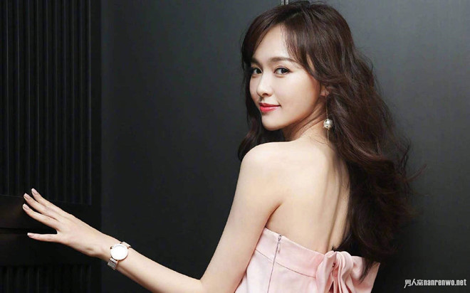 Sao Hoa ngữ - Người suýt tự tử, kẻ bỏ cả mẹ ruột vì quá lụy tình