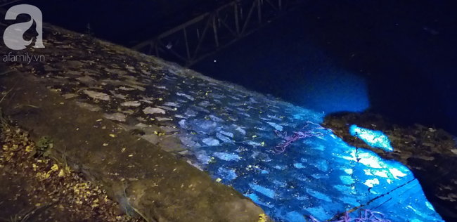 Hà Nội: Nữ tài xế taxi bị người đàn ông đâm gục trong xe rồi bỏ chạy, vẫn chưa xác định được nguyên nhân