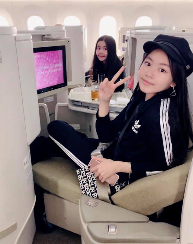 Công chúa 14 tuổi nhà Quyền Linh: Cao 1m7, sở hữu vẻ đẹp mong manh và được ví là bản sao của Trương Bá Chi