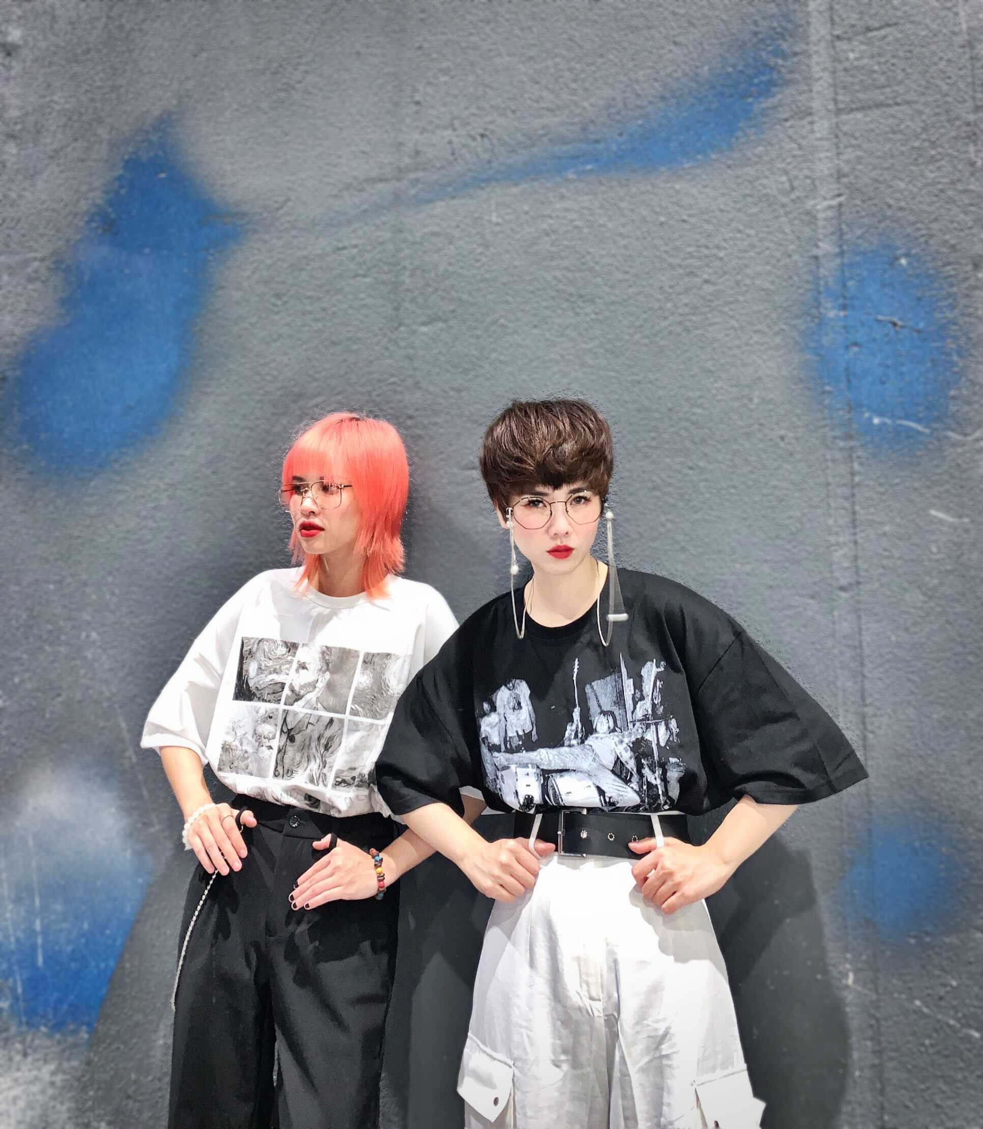 Thì ra Decao còn có 1 cô em họ chất lừ từ gu thời trang đến mái tóc ngắn hút nhầm cả giới nữ