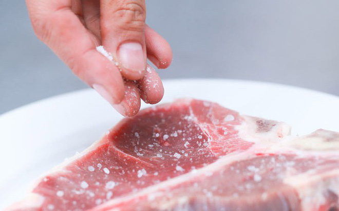 7 thói quen ngầm phá hủy cơ thể bạn: Dừng ngay nếu không muốn đánh đổi tuổi thọ