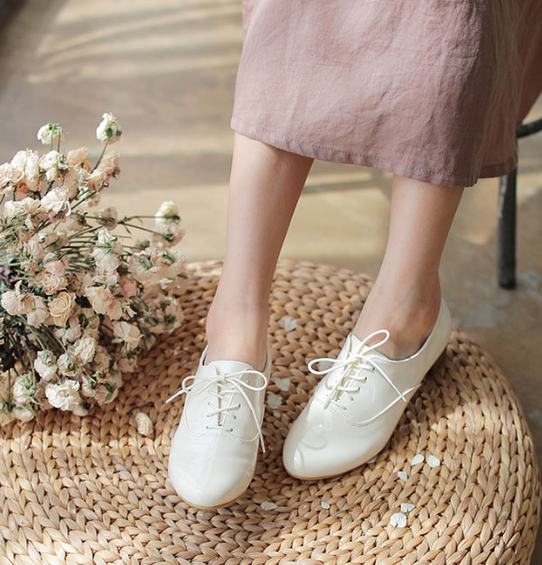 3 mẫu giày công sở cá tính luôn được lòng các chị em nói không với style bánh bèo